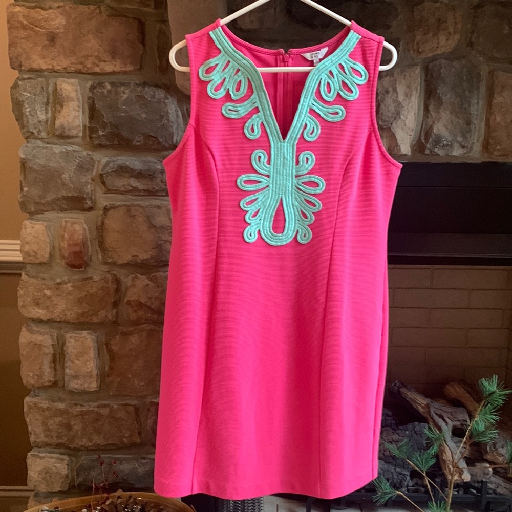 Crown & Ivy dress